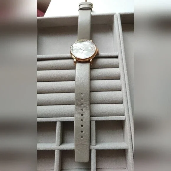Marc by Marc Jacobs baker rose grey leather watch - Picture 10 of 12